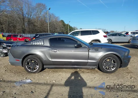 2014 Ford Mustang V6 from USA, damaged, VIN 1ZVBP8AM4E5325018